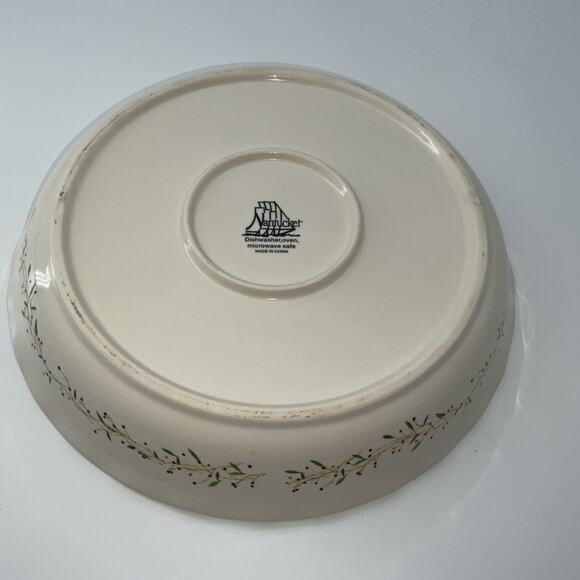 Nantucket "Friends" 10" Pie Plate Dishwasher, oven, microwave safe - Picture 3 of 4